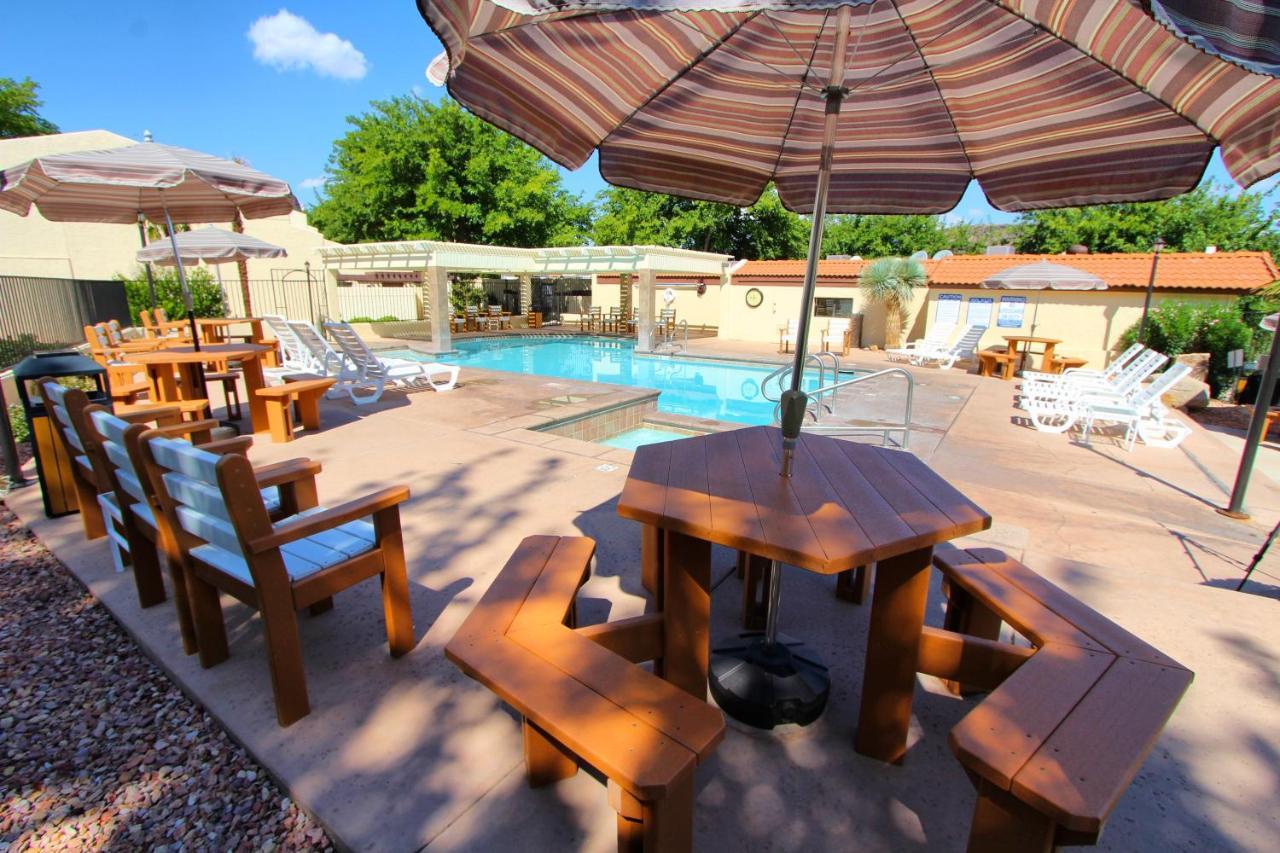 Villas At Southgate Saint George Extérieur photo